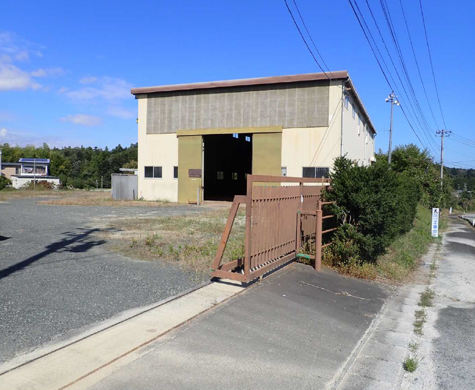 県道120号線沿いの鹿島区の貸工場（鹿島区塩崎字房田）