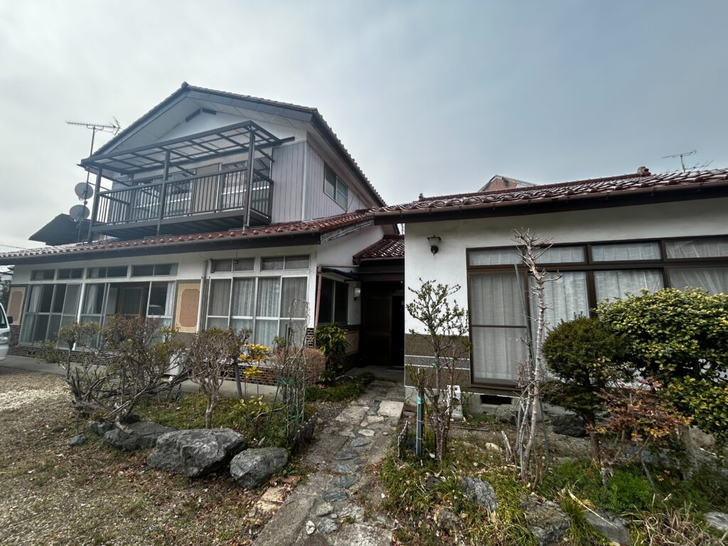 価格相談可★たくさん陽が差す駅近住まい♪水廻りリフォーム済みです(鹿島区鹿島字町)