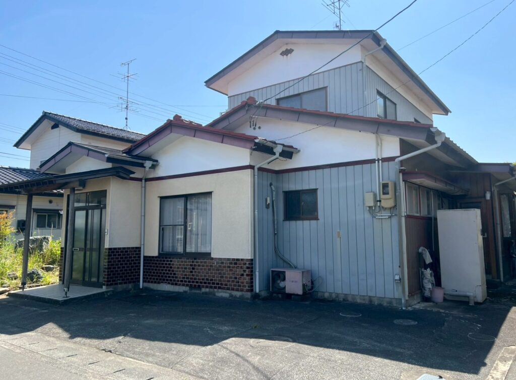 価格変更しました！　日の光が差しこむ明るいＬ字キッチンのお家(原町区小川町)